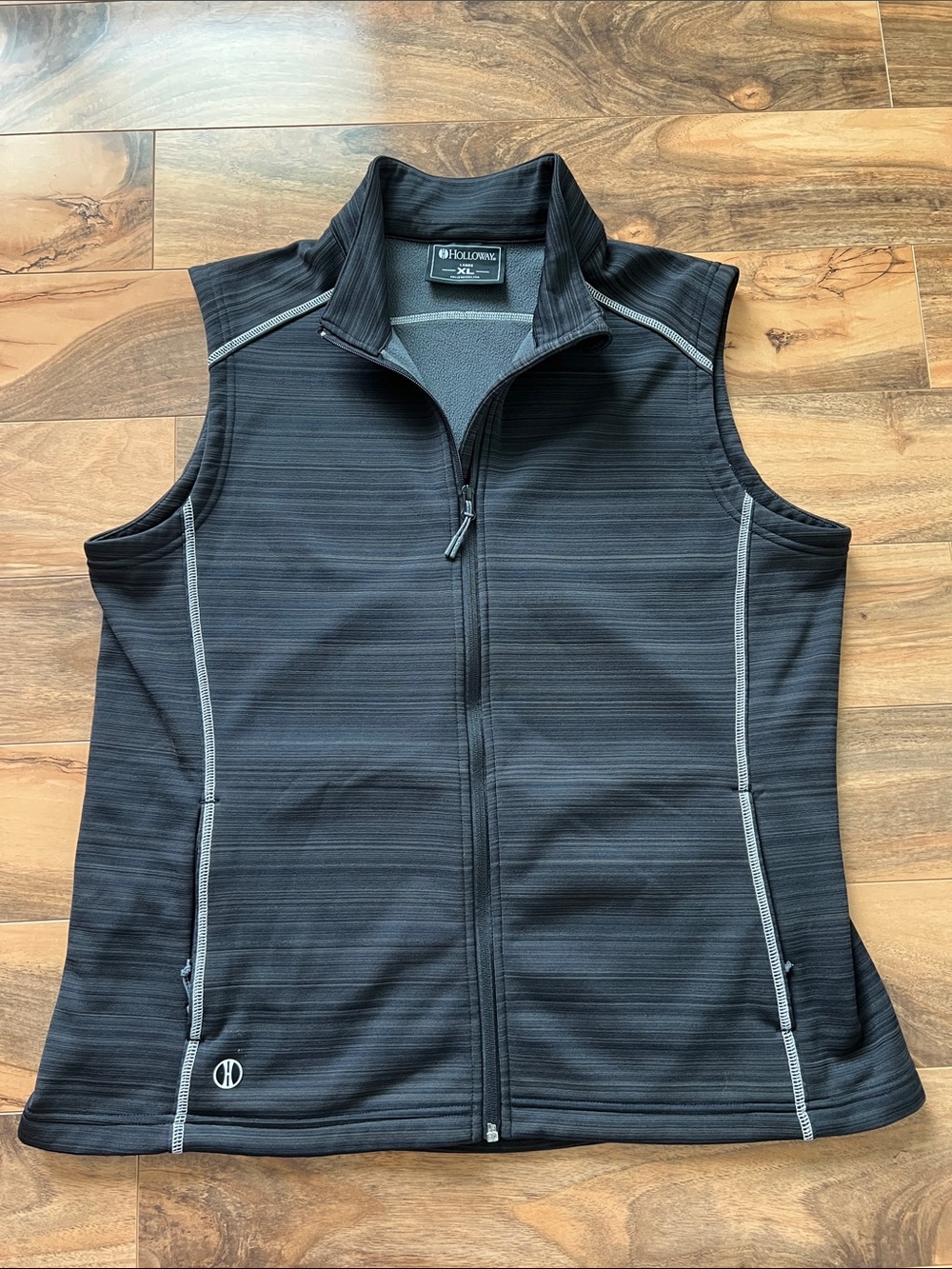 Holloway Women’s XL Fleece Lined Golf Vest Black Gray Full Zip Athletic Pockets